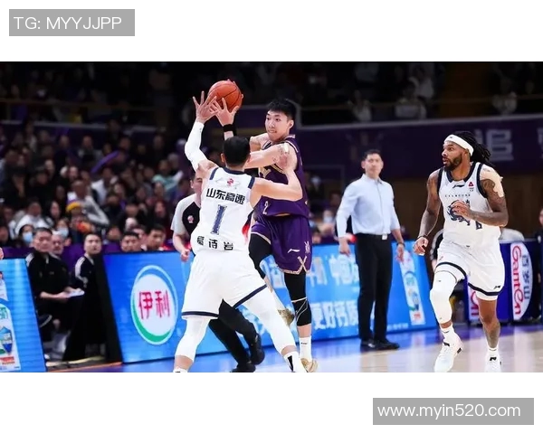 北控与山东2017年10月对决回顾：精彩瞬间与赛场亮点分析