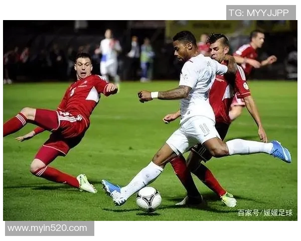 瑞士与西班牙足球对决精彩回顾及赛后分析