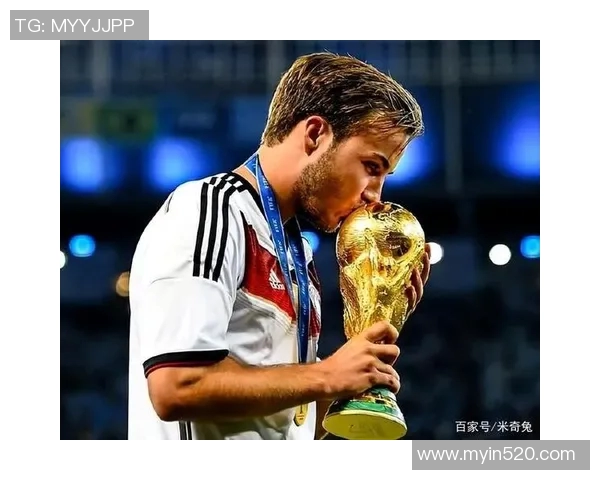 谢什科的传奇人生与足球生涯探索之旅 谢什科的传奇人生与足球生涯探索之旅