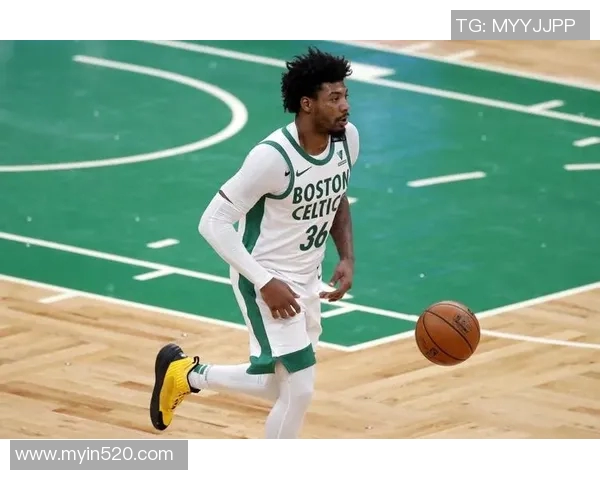 马库斯斯马特的篮球之路：从默默无闻到NBA防守大师的成长历程