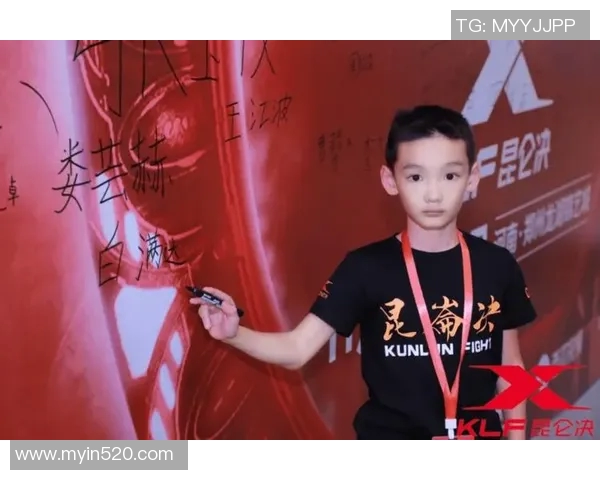 刘泽一的成长之路:从平凡少年到卓越领袖的奋斗故事 刘泽一的成长之路:从平凡少年到卓越领袖的奋斗故事