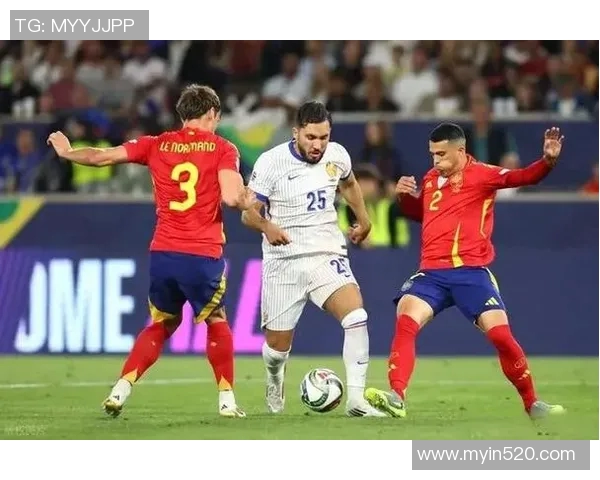 萨堡与克里斯的精彩对决谁能在赛场上笑到最后