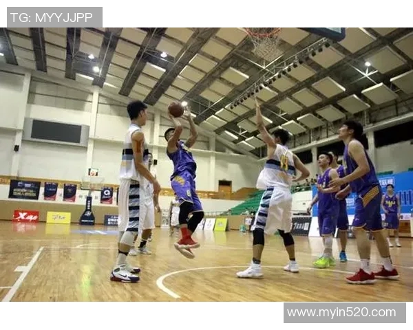 广州篮球队在钻石联赛中的奋进之路与辉煌成就全景回顾MBA