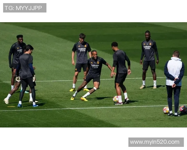 楚阿梅尼的崛起与挑战:探索他在足球世界中的影响与未来发展 楚阿梅尼的崛起与挑战:探索他在足球世界中的影响与未来发展